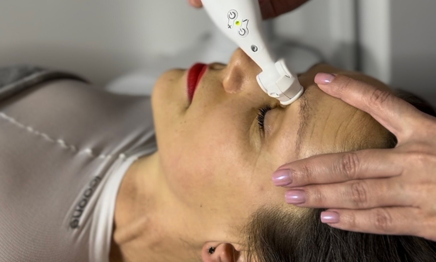 Image 9: Modelowanie sylwetki laserem Icoone Laser®MED 2
