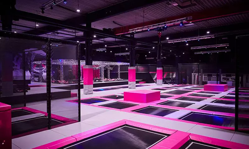 120 Min. Sprungzeit - Erlebe Action und Trampolinspaß für 1, 2 oder 4 Personen (bis zu  33% sparen) - Second Medium