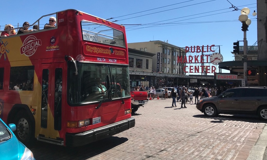 Image 7: 18-Stop Seattle City Hop-On Hop-Off Tour for 24 or 48 Hours 