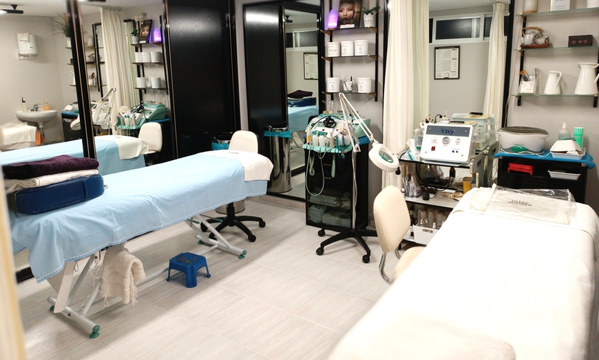 Image 10: Combo de criolipólisis, crioterapia y maderoterapia o presoterapia