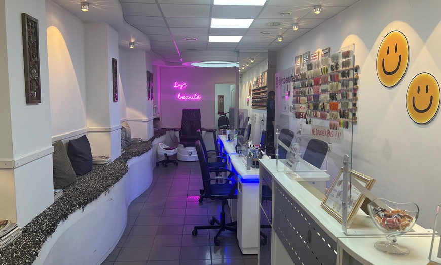 Image 4: Beauté des ongles avec Lys & Beauté Institut