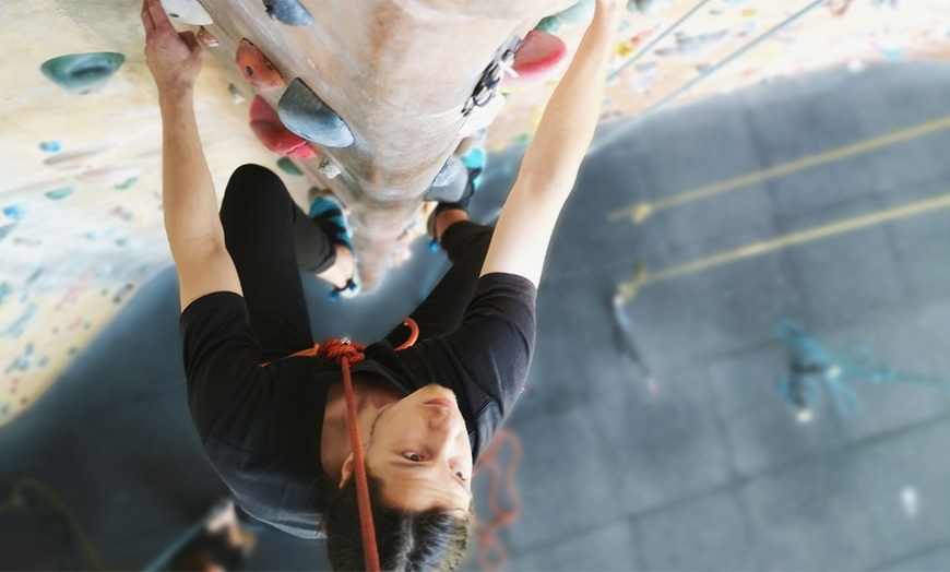 Image 7: Melbourne's All-Day Rock Climbing Experience with Shoe & Harness Hire