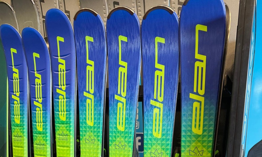 Image 2: Alquiler de equipo de esquí o snowboard a elegir entre 1, 2 o 3 días