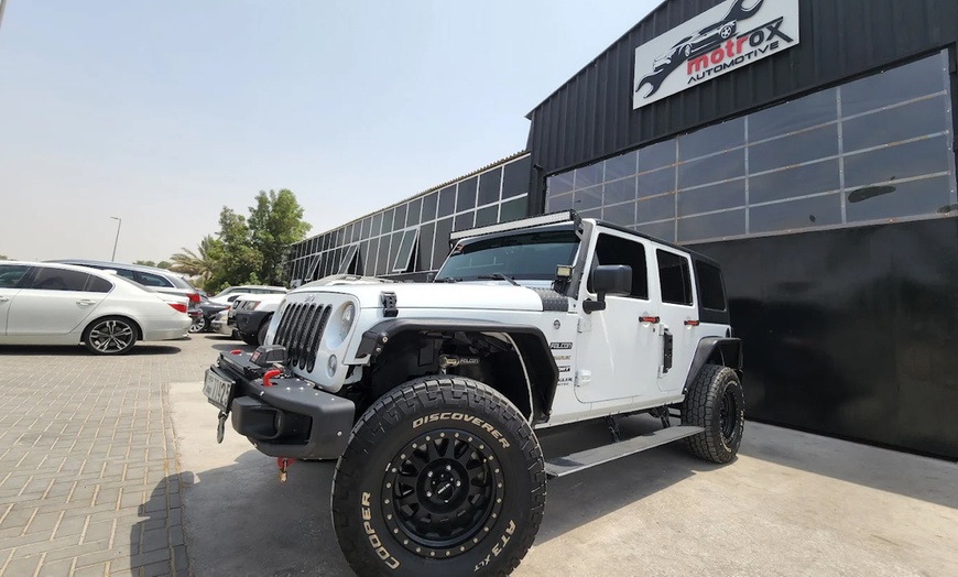 Image 9: Get a 4, 6, or 8 Cylinders Oil Change Package - Minor Servicing