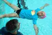Cours découverte de natation avec coach dans l’eau – Enfants & adultes – Plus de 80 centres en France (jusqu'à 51% de remise) - Second Medium