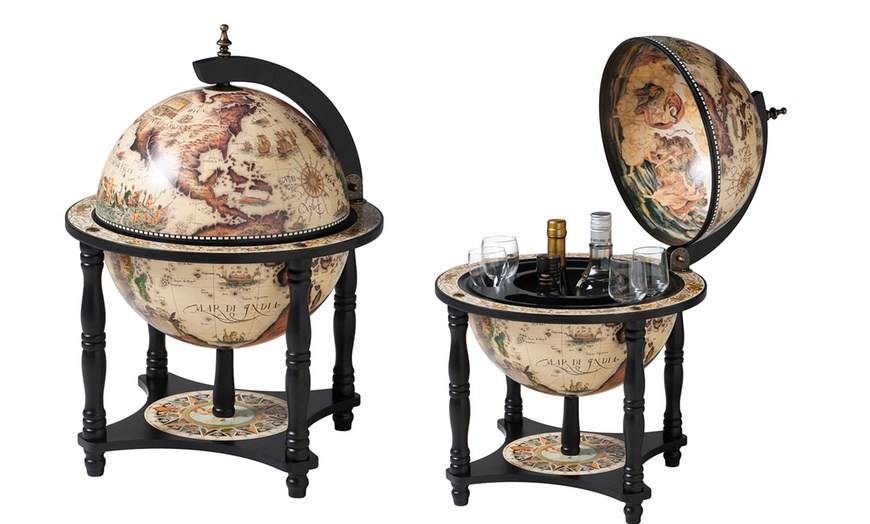 Image 2: Bar Globes