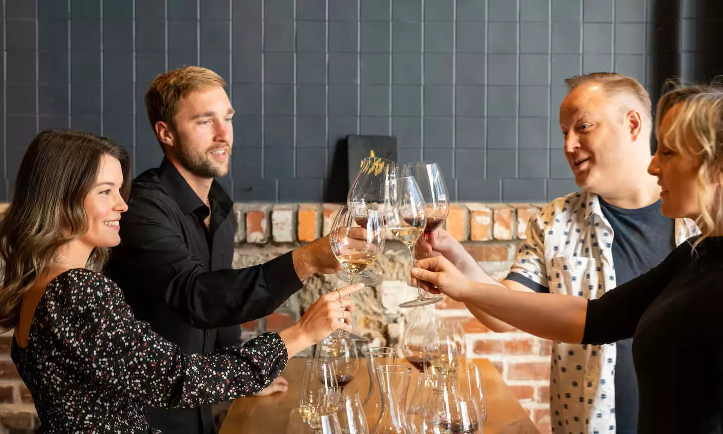 Discover Wine Tasting Class for Up to 8 People