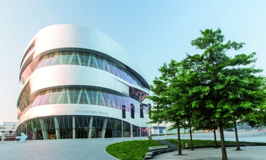 Image 6: Stuttgart: 1 Nacht + Frühstück u. Mercedes-Benz & Porsche Museum