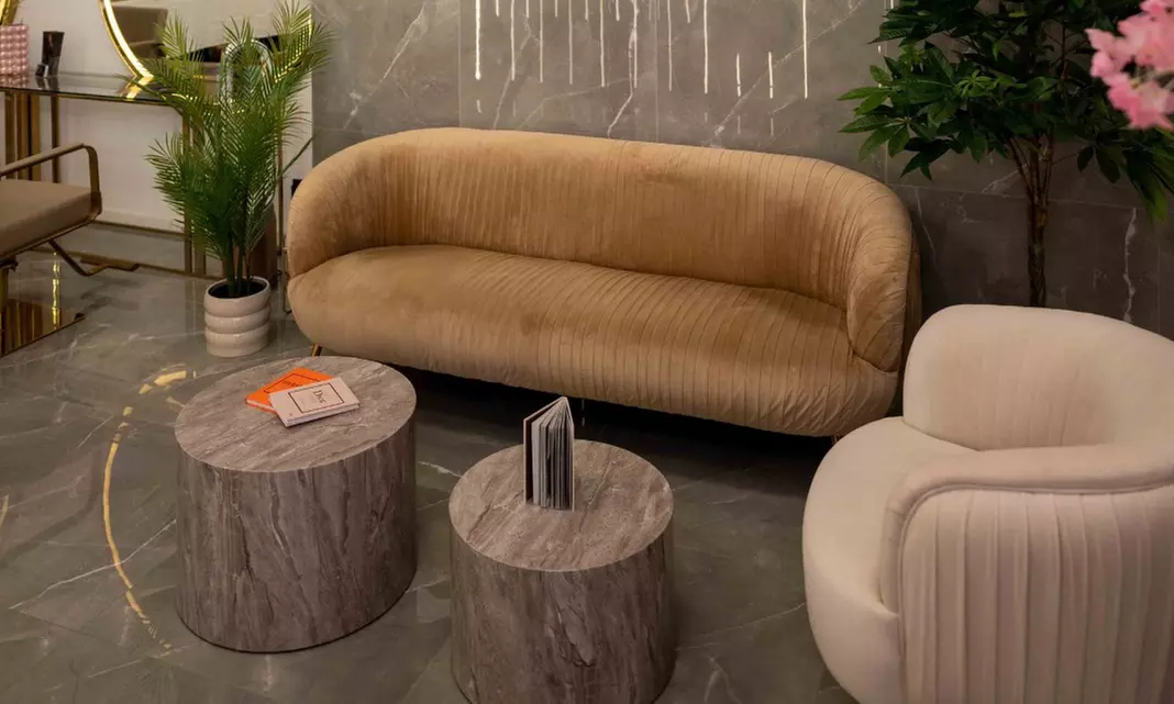 Wimpern- und/oder Augenbrauen-Lifting inkl. Färben für 1 Person