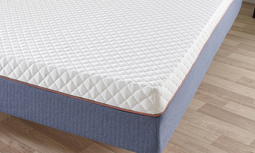 Image 5: 8'' Cool Touch 9 Zone Memory Foam Mattress