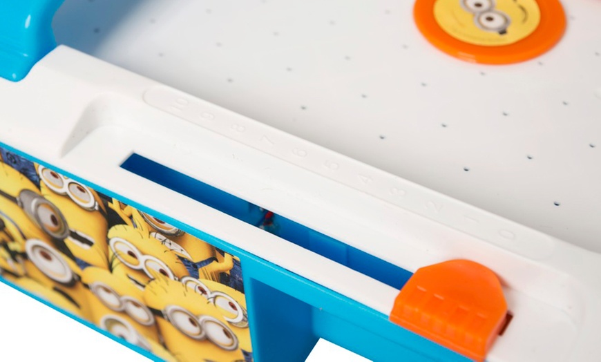 Image 4: Despicable Me Minions Air Hockey