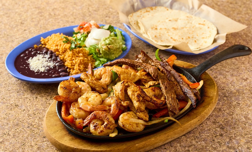 Image 1: Feast Together With Starters, Mains & Drinks – Perfect For 2 Or 4