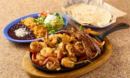 1 Starter + 2 Main Dishes + 2 Drinks for 2 people - Picante Taco Restaurant