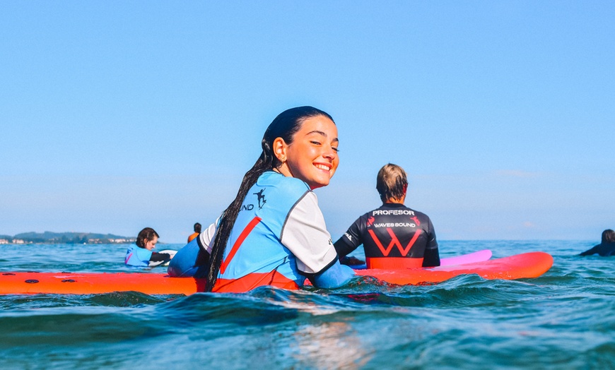 Image 13: Alquiler de neopreno y tabla de surf o clases de surf para hasta 4