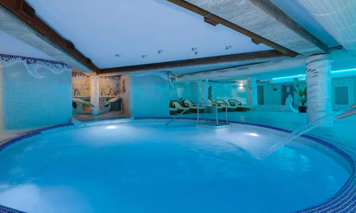 Spa de 90 minutos para 2 o spa con desayuno buffet para 2