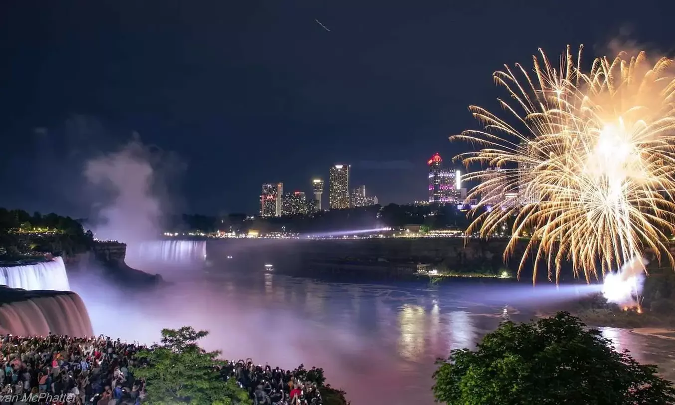 90-Minute Niagara Falls USA Nightlight Experience for One, Two or Four