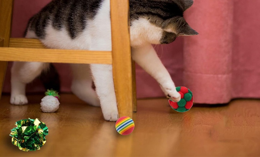 Image 2: XMAS25-24 Days Christmas Countdown Calendar