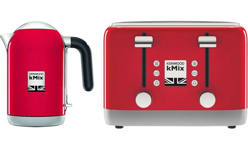 Image 9: Kenwood Kettle and Toaster Set
