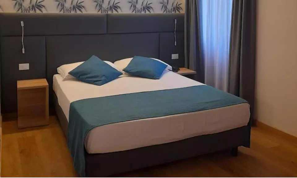 Lago di Garda: camera doppia, colazione o mezza pensione, Spa e bici