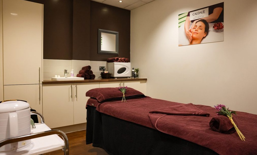 Image 4: Relax & Unwind: Thermal Spa Access with Luxurious Treatments!