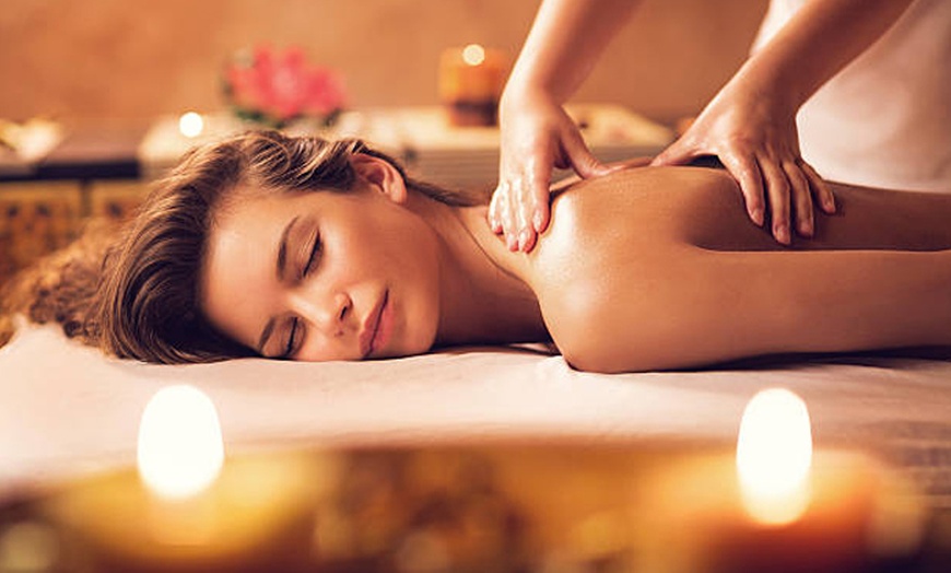 Image 1: Unwind With a Choice of Massages at Parus Asthetics and Beauty Ltd
