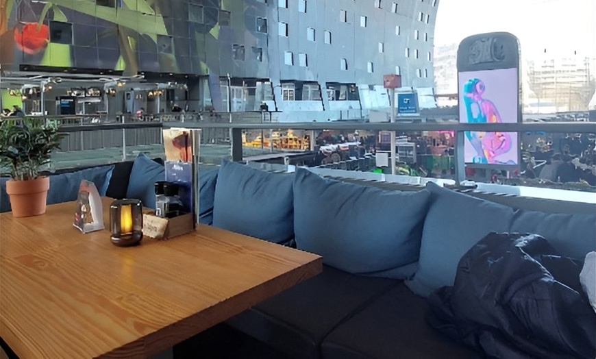 Image 10: Uitgebreide Italiaanse proeverij in de Markthal voor 2 of 4 personen