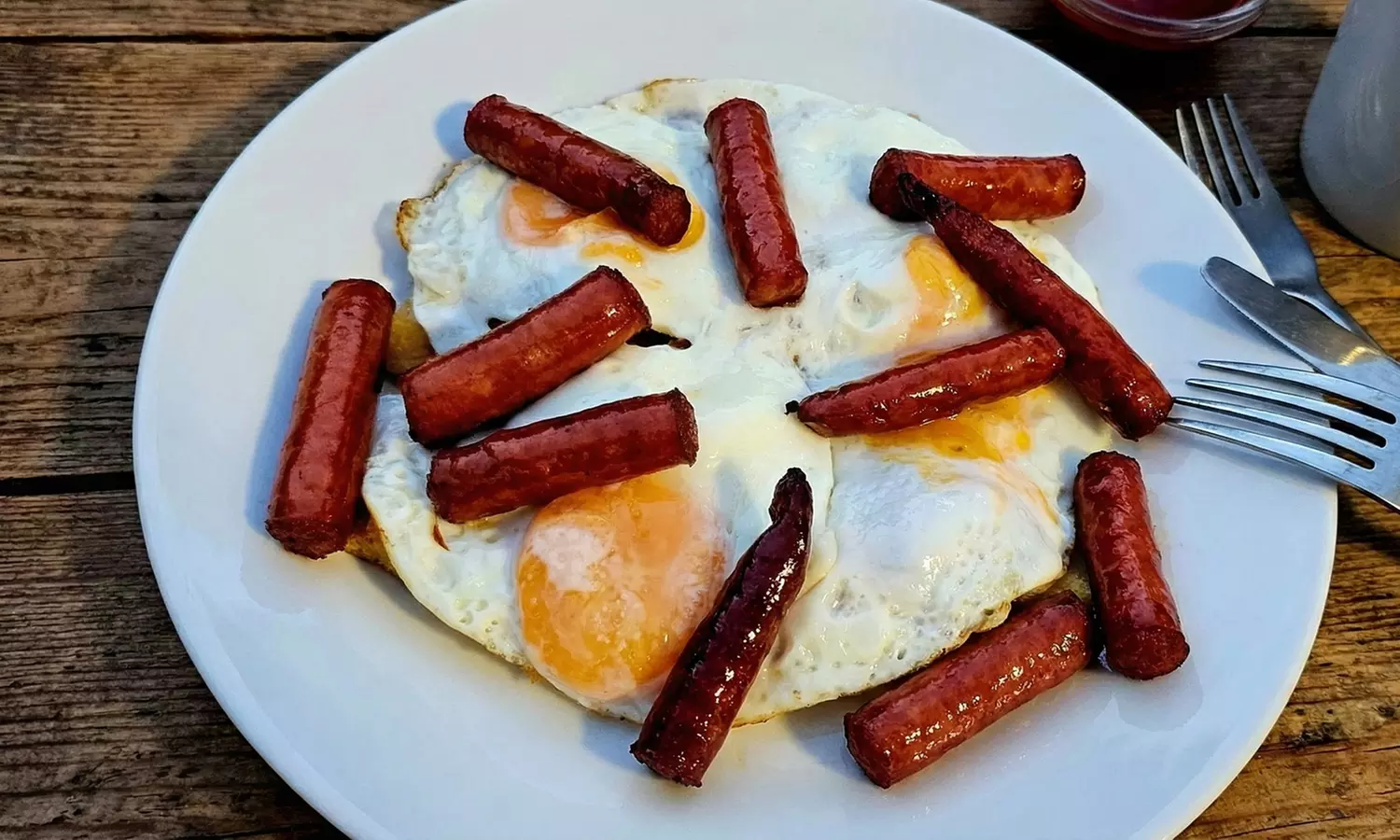 Menú de picoteo para 2 o 4 personas con raciones y bebidas