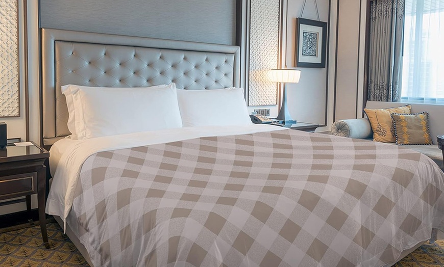 Image 11: Tagesdecke aus Piqué-Baumwolle für Frühling und Sommer