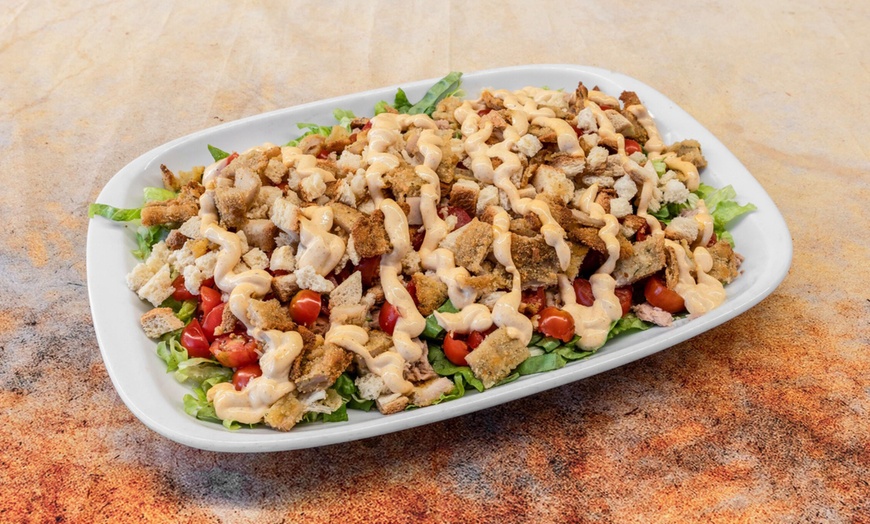 Image 4: Menú para 2 o 4 personas con entrantes, principales, postres y bebidas