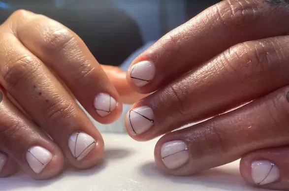 Sesión de manicura y/o pedicura semipermanente