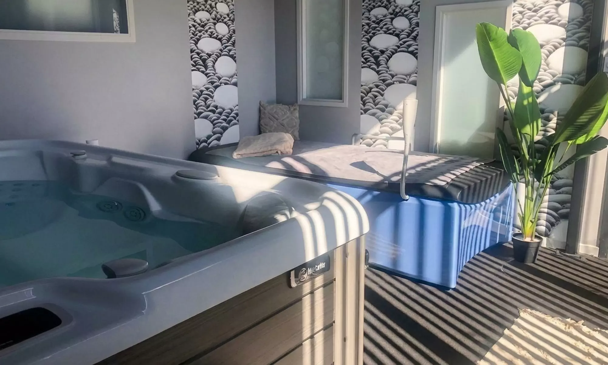 Accès spa ou bain à remous à l'Espace Bien Être Ista