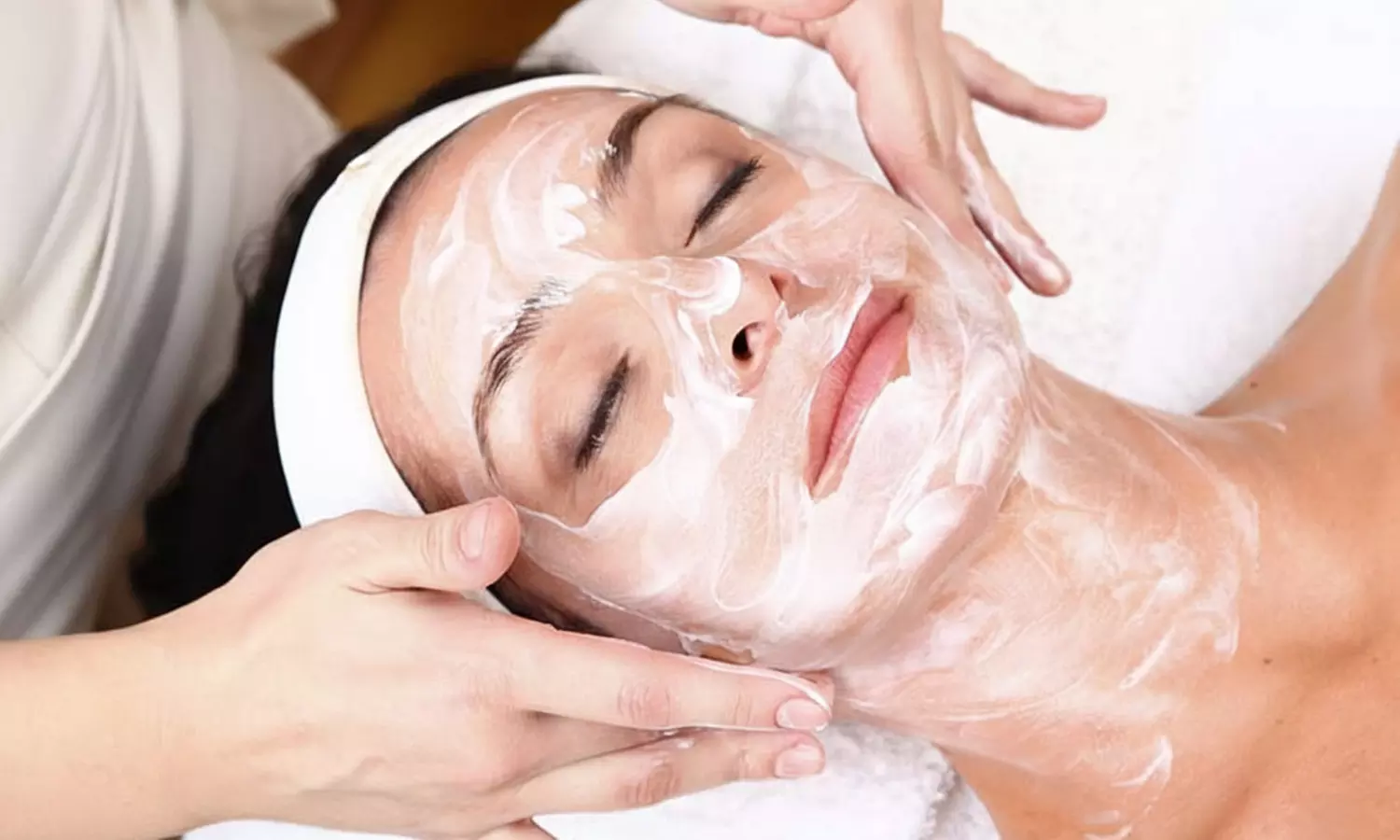 Limpieza facial flash en 8 pasos o VIP en 10 (40 o 60 minutos) para 1