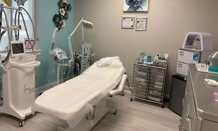 Experience Non-Invasive Laser Lipo with Up to Six Sessions