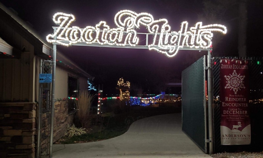 Image 2: Zoo Lights Holiday Wonderland at Zootah