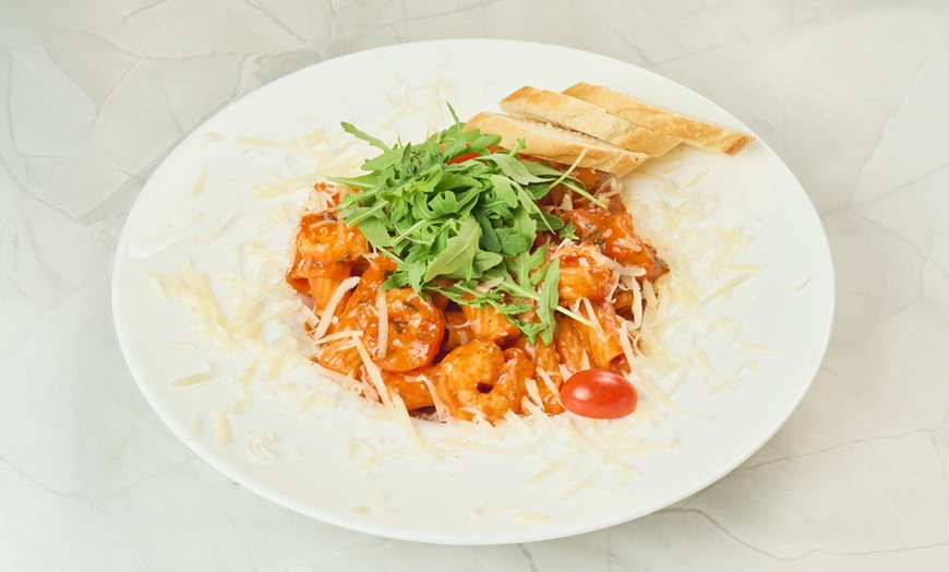 Image 12: Burger nach Wahl inkl. Pommes & Softdrink für 1, 2 oder 4 Personen