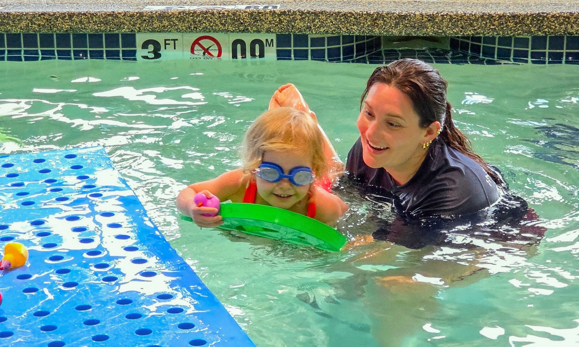 Dive Into 3 Weeks of Tailored Swim Lessons Training For One Student