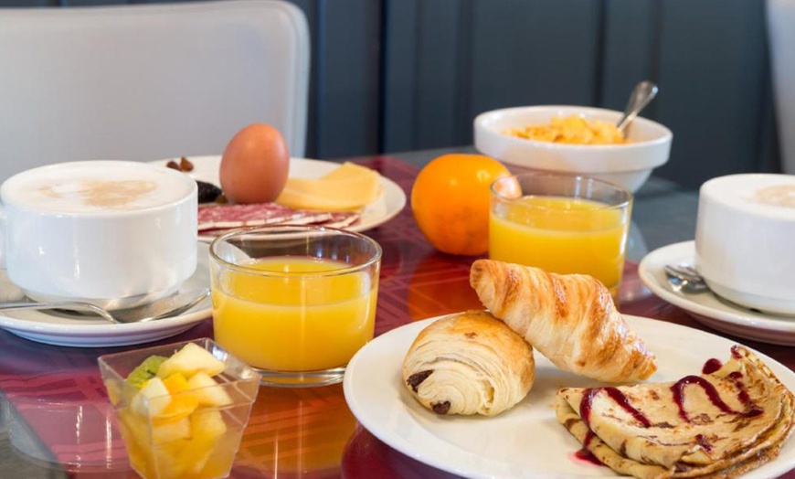 Image 8: Auvergne : chambre double avec petit-déjeuner, dîner et accès spa