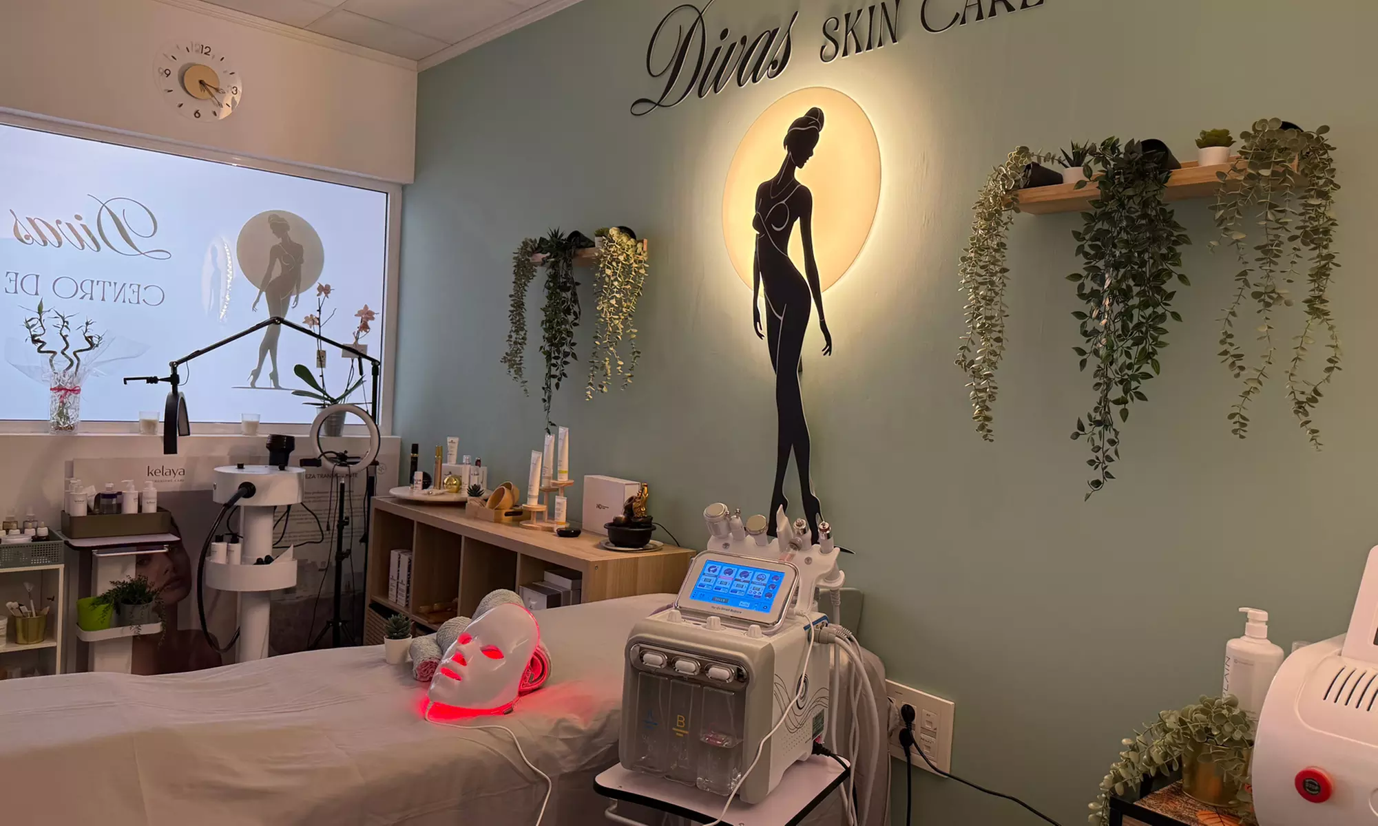 1 o 2 sesiones de radiofrecuencia facial con hasta un 31% de descuento para 1 persona - Primary Image