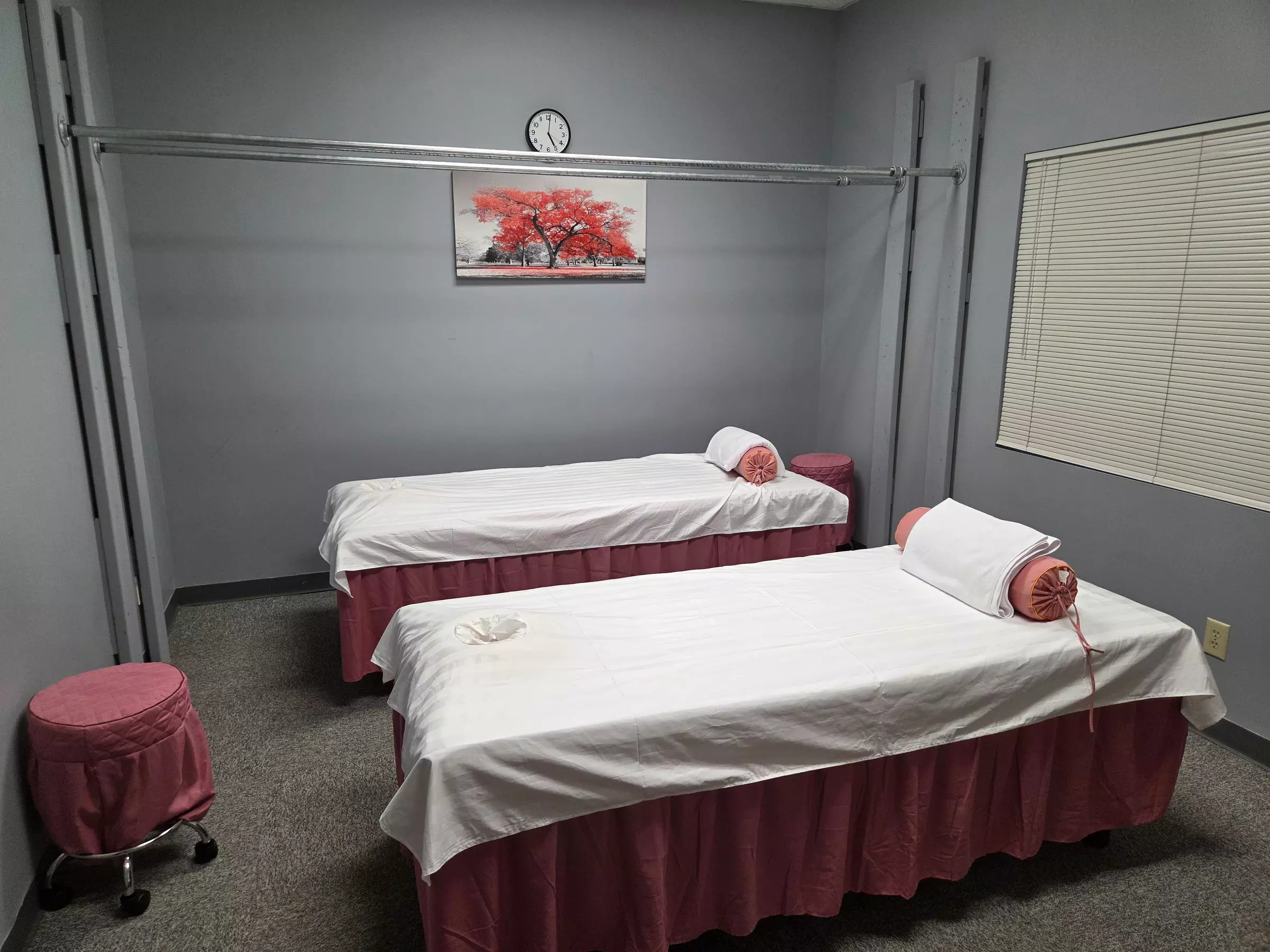 1-Hour of Your Choice of Massage w/ CBD Oil, Hot Stones & Hot Towel
