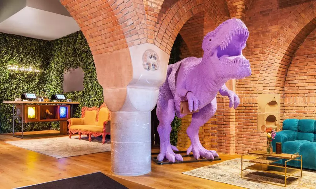 Amsterdam: tweepersoonskamer of pod met ontbijt