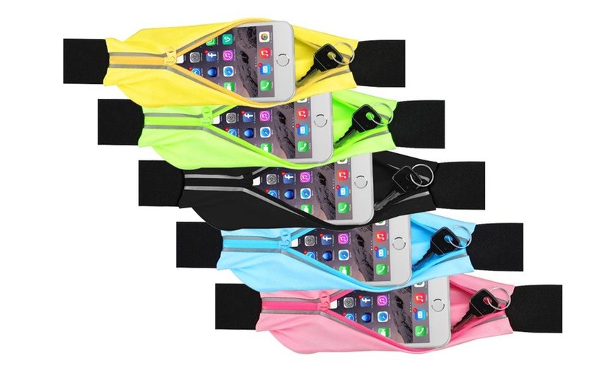 Image 2: Smartphone Pocket Running Belt