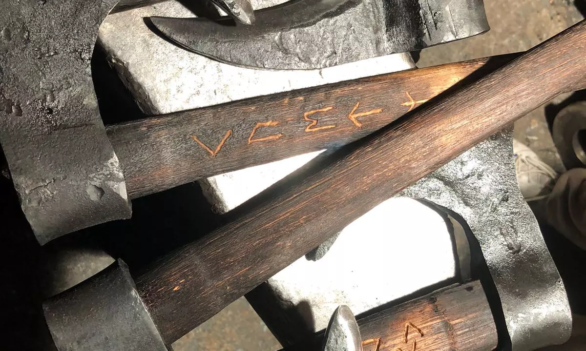 Curso para crear un cuchillo en forja con snacks y refresco para 1 o 2