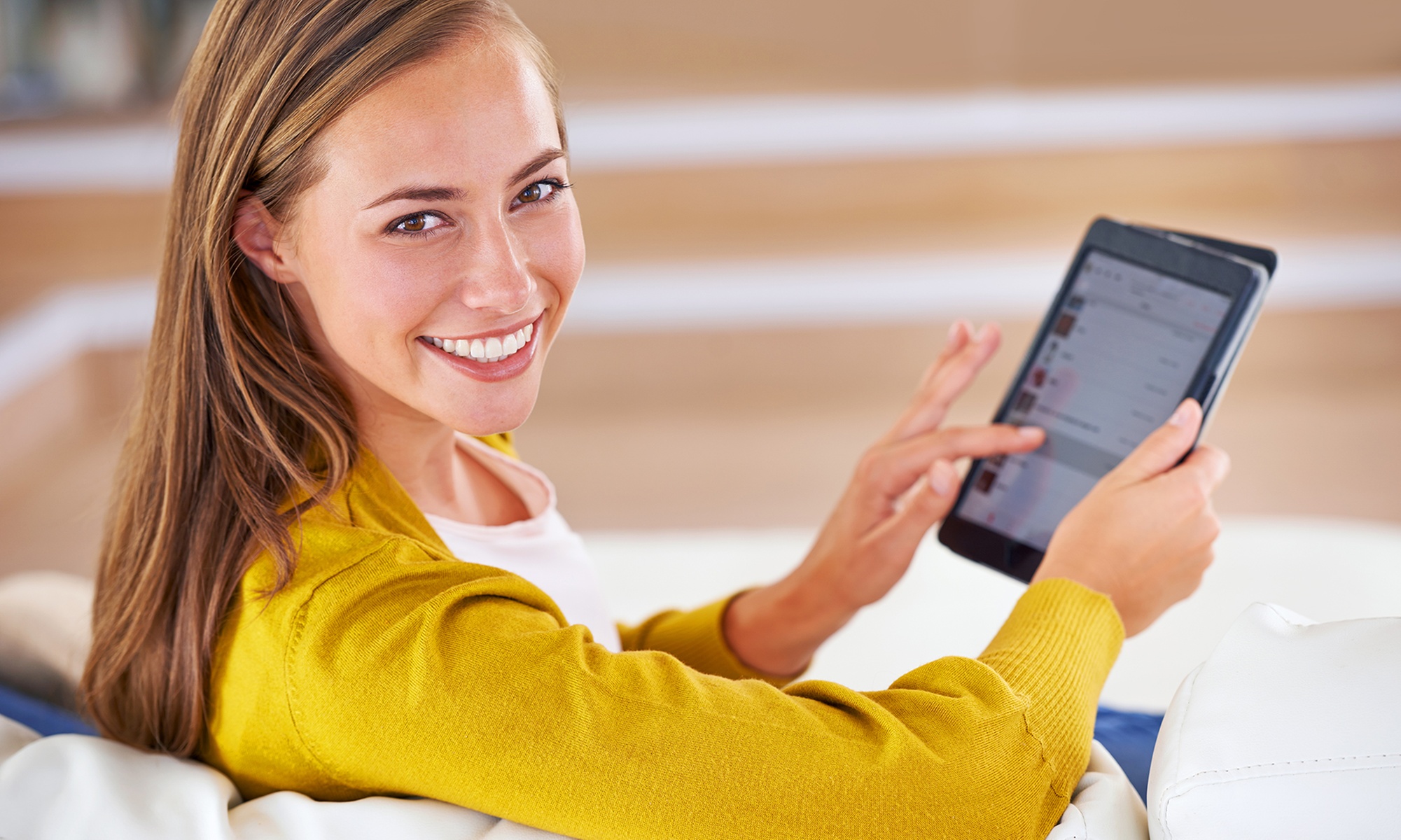 Strahlendes Lächeln: kosmetisches Zahn-Bleaching