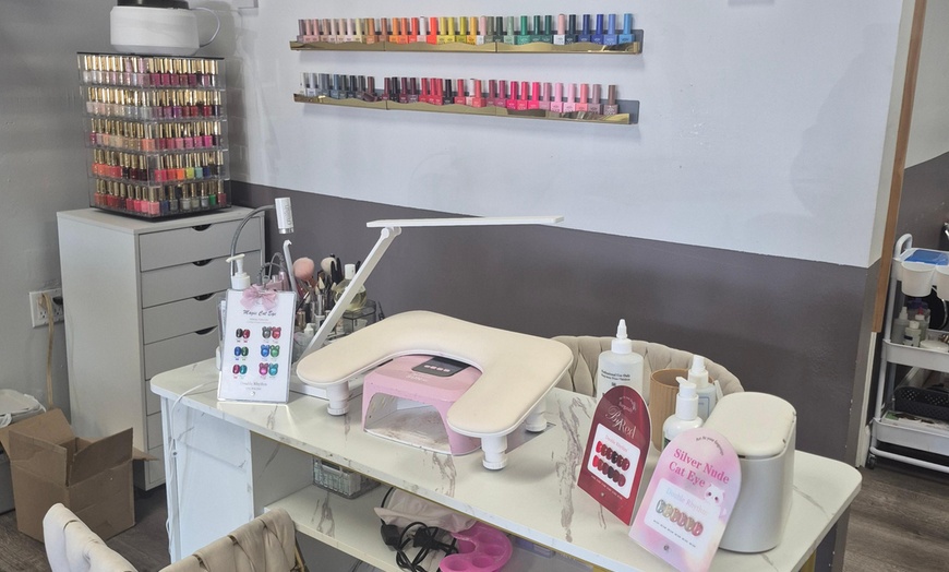 Image 2: Pamper Yourself with Flawless Gel Nails for Every Style