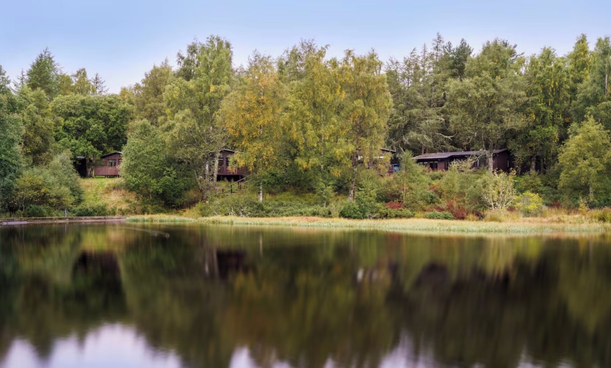 Image 15: Carrbridge: Standard One or Two-Bedroom Cabin for Up to Four People