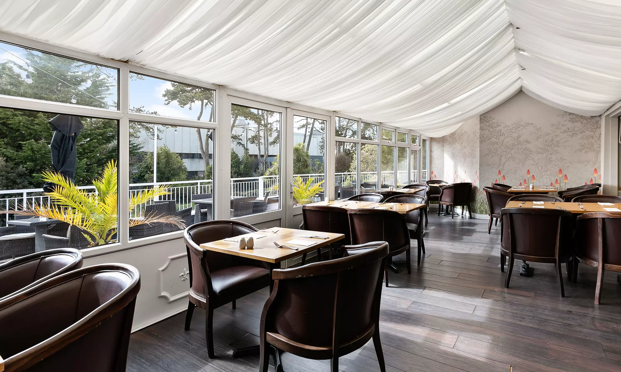 Torquay: Family or Double Room with Breakfast & Optional Food Credit