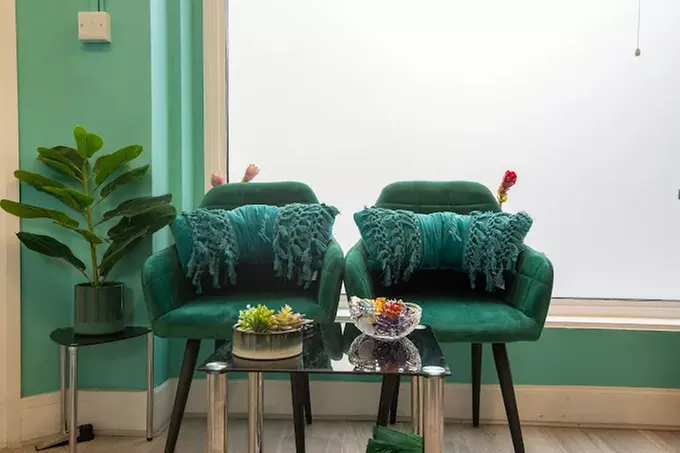 Hollywood or Brazilian Hot Wax