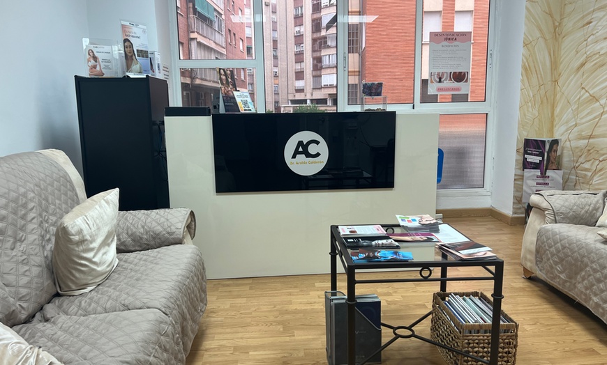 Image 17: 5 o 10 sesiones de mesoterapia médica inyectada en una zona a elegir 