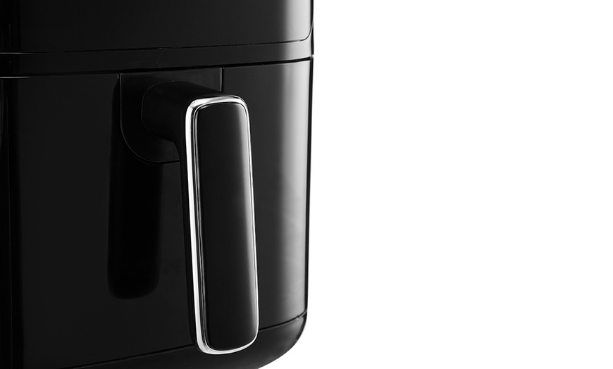 Image 8: 4.7, 5 or 6L Air Fryer with Smart Touch Display and 60 Minute Timer