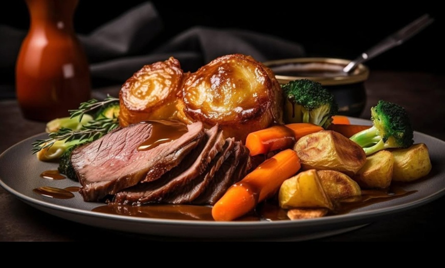 Image 2: Enjoy a Sunday Roast Lunch w/ Dessert & Beer or Wine for 1, 2, 3 or 4 